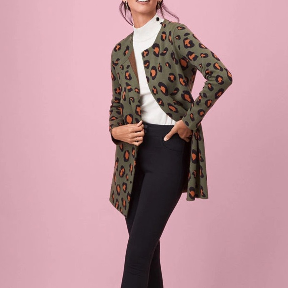 Ann Taylor factory ANIMAL JACQUARD COATIGAN🍍